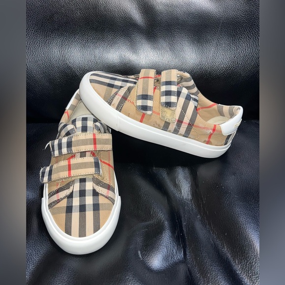 Burberry Other - KIDS BURBERRY NOVA PLAID HOOK AND LOOP  TENNIS SHOES EU31 US 13 Youth Toddler